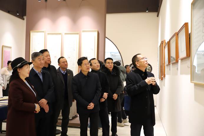 1af94316b7f5414d698981a51e14414